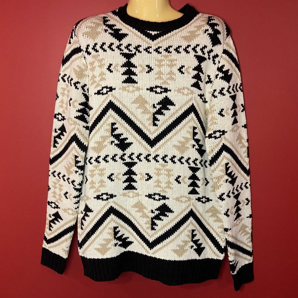 URBAN ATTITUDE Men's Heavy Acrylic Knit Sweater - Size Medium - NWT